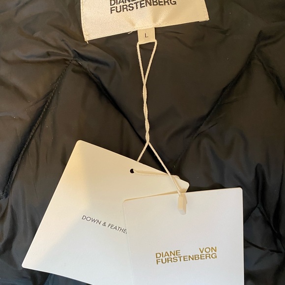 New Diane Von Furstenberg down woman coat size L. - Picture 5 of 7